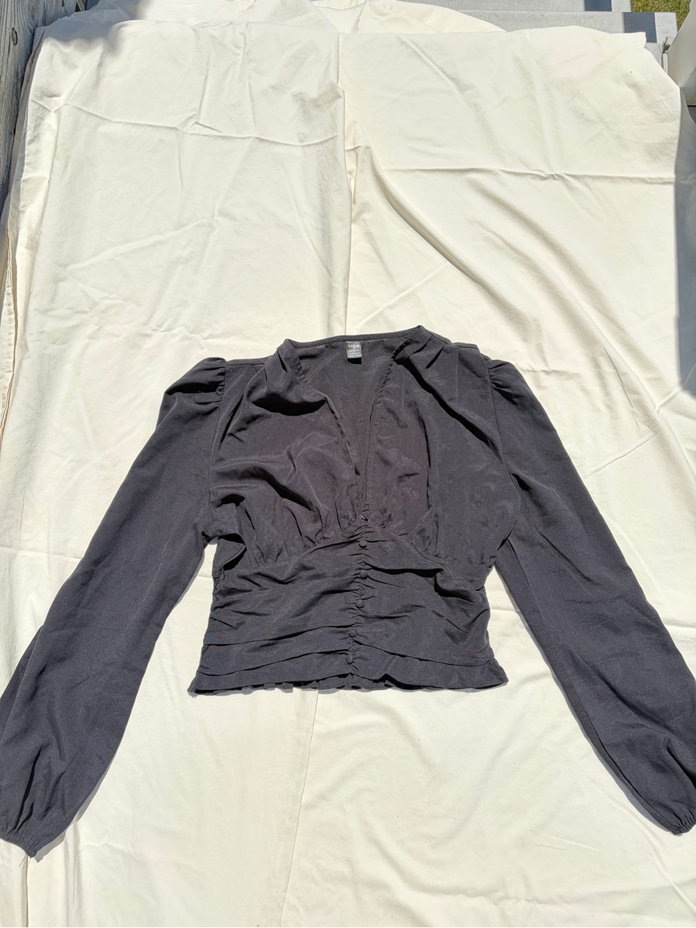 SHEIN Black Ruched V-Neck Long Sleeve Blouse
